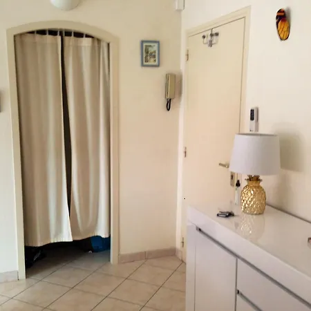 Moderne A - 39 M² - Vue Sur * Fréjus
