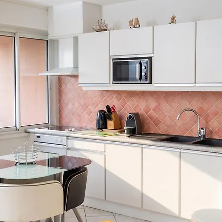 Moderne A - 39 M² - Vue Sur * Фрежюс