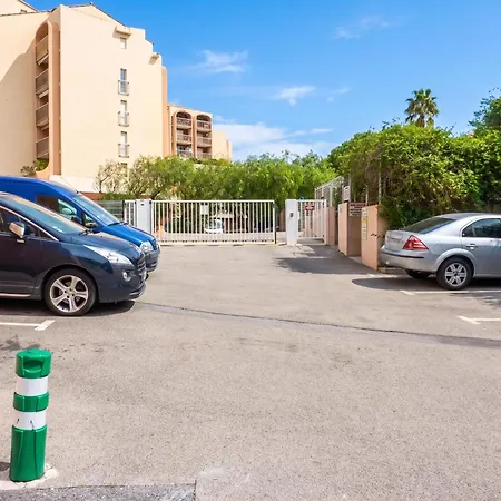 Apartament Moderne A - 39 M² - Vue Sur Fréjus